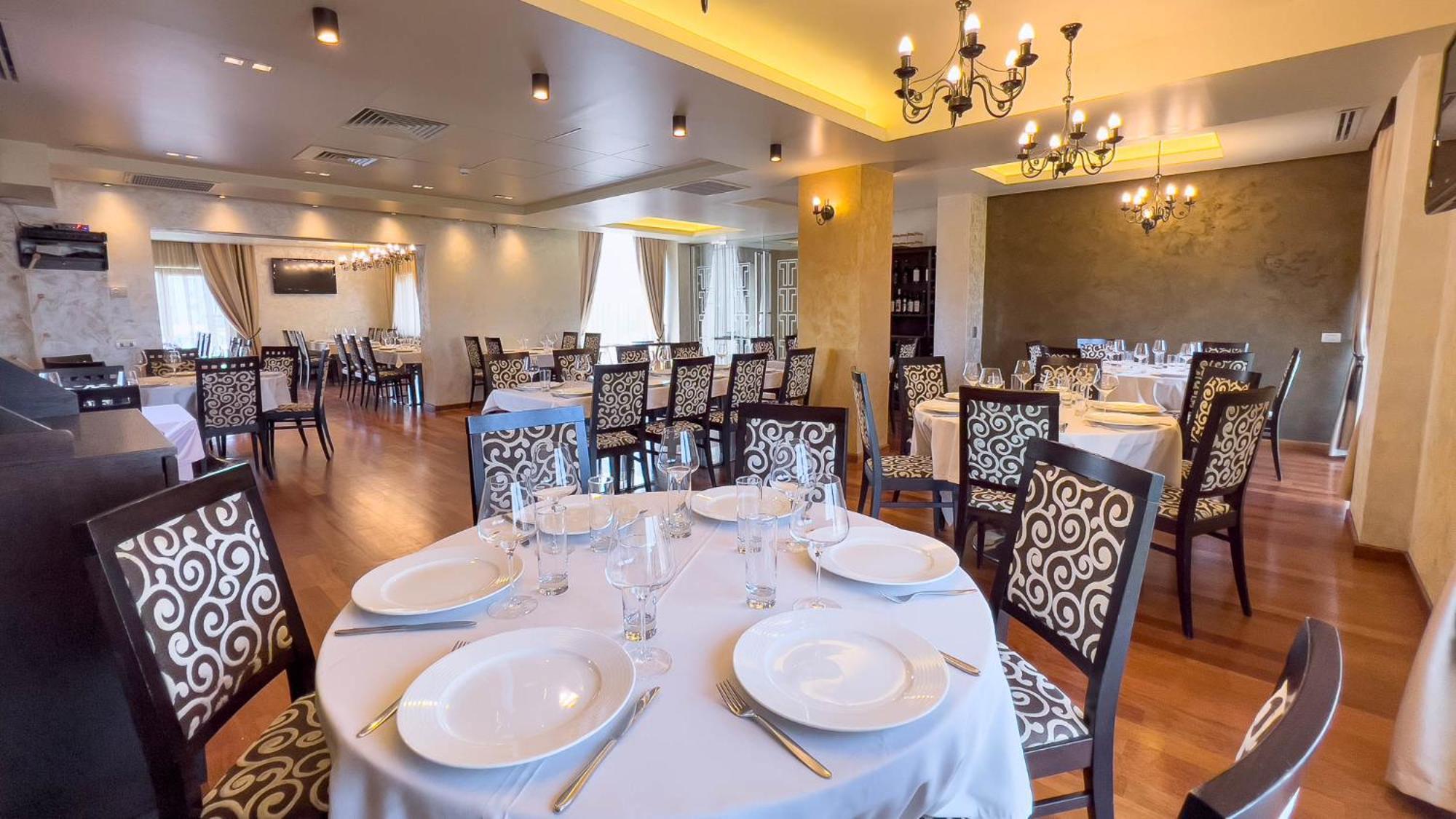 Hotel Tolea ترجوفيشت المظهر الخارجي الصورة