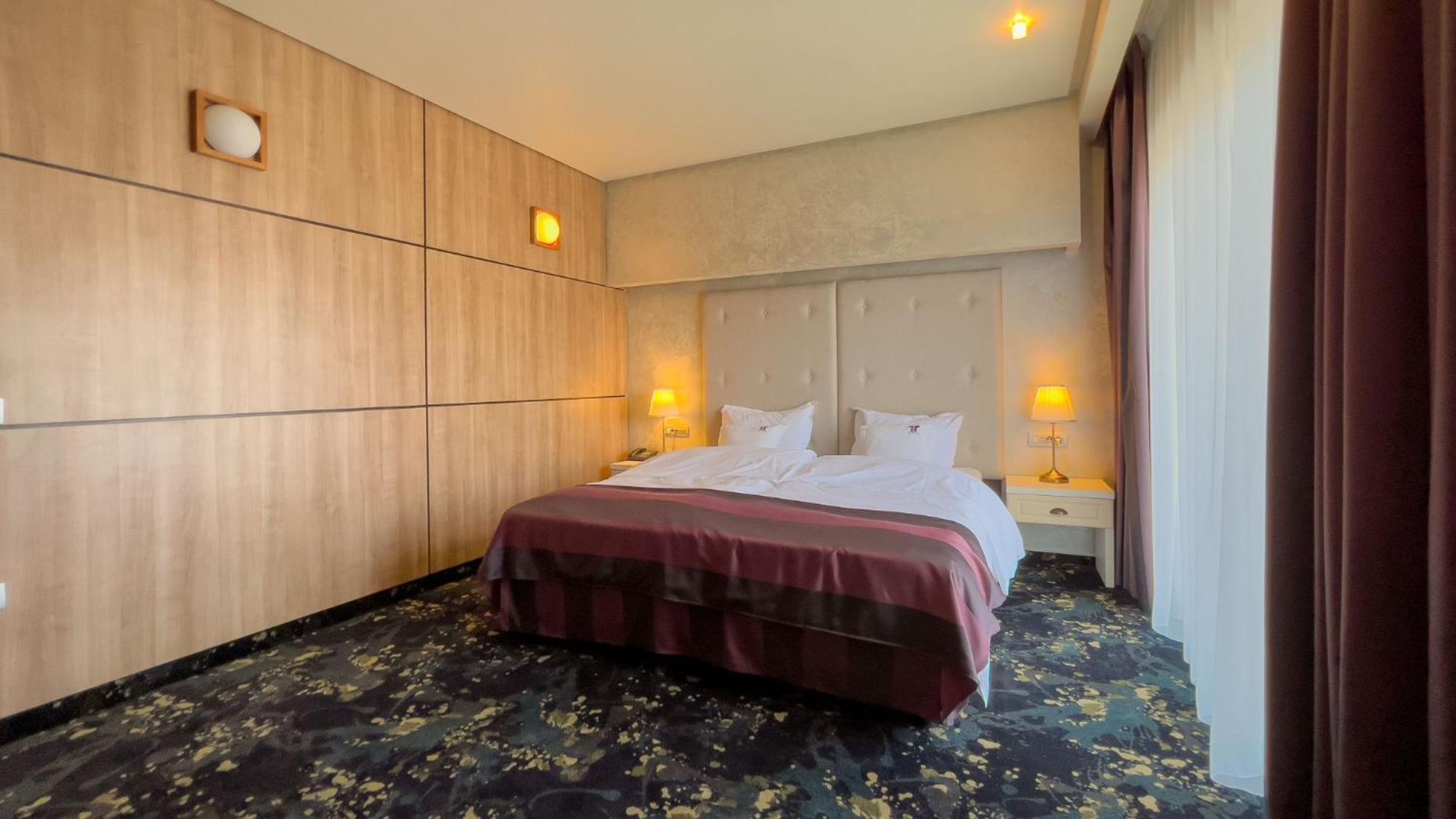 Hotel Tolea ترجوفيشت المظهر الخارجي الصورة